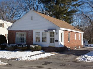 15 Old Orchard Rd, Saco, ME 04072