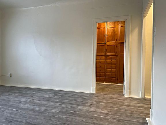 3rd image of 3302 Kenilworth Ave #205