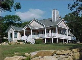 23 Sea View Dr, Charlestown, RI 02813