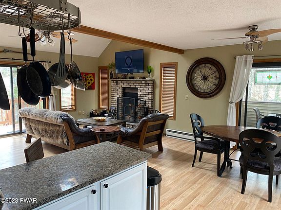 4th image of 120 Canterbrook Dr