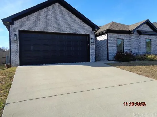 3002 Sue St, Benton, AR 72015