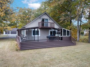 5448 N Lake Sanford Rd, Sanford, MI 48657