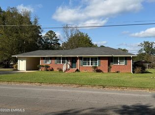 121 Anderson St, Quitman, MS 39355