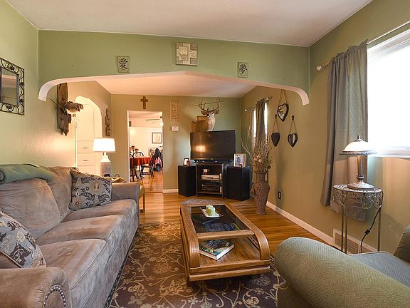 4th image of this home