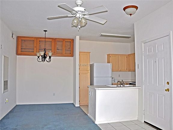 5th image of 855 N Stephanie St Unit 1713