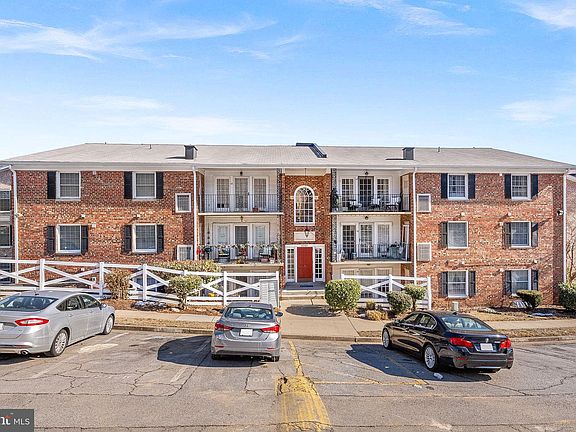 2nd image of 12707 Gordon Blvd APT 52