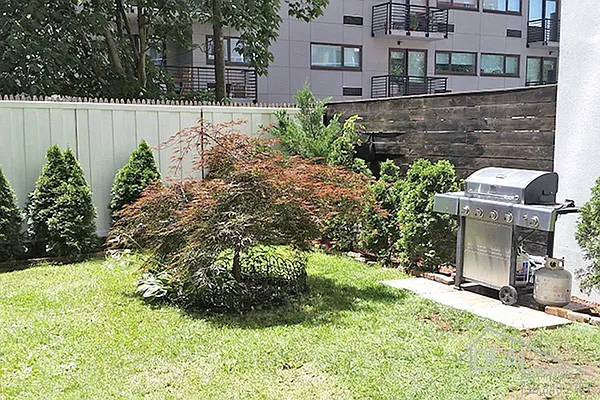Rented by Highline Residential | media 2