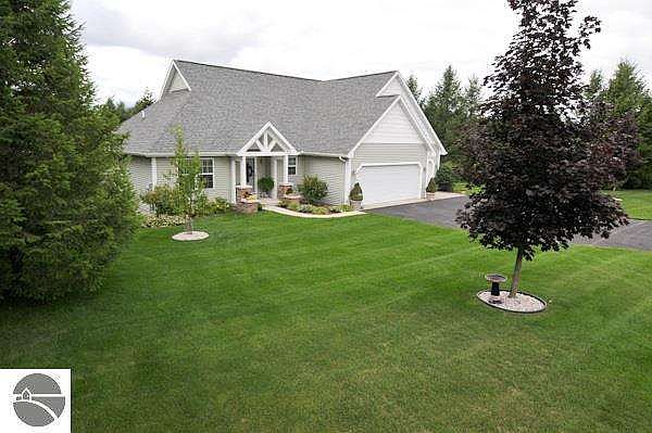 1st image of 916 Jayrogers Ct