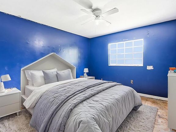 4th image of 706 Westwood Cir