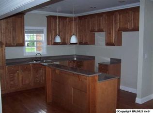 165 Brown Acres, Guntersville, AL 35976