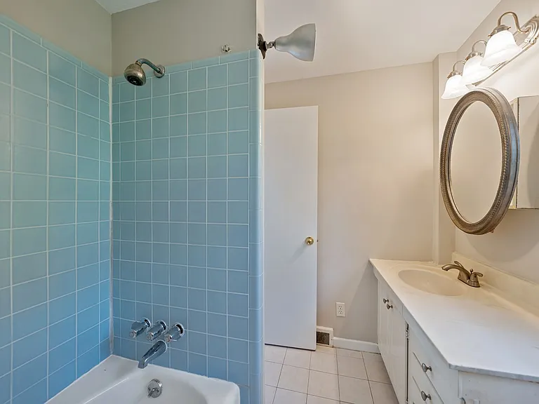 2737 Dogwood Rd — Photo 11