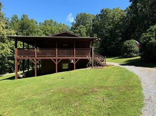 223 Mountain Breezes Dr, Hayesville, NC 28904