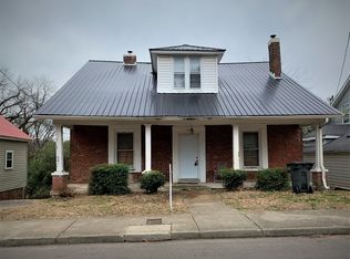 1110 S Glade St, Columbia, TN 38401