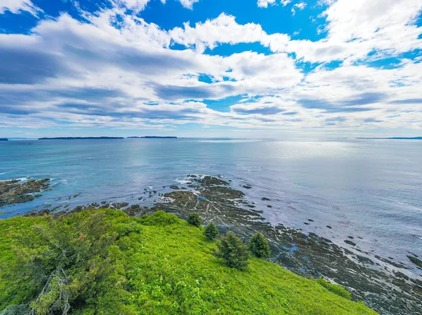 6275 Cliff Point Rd, Kodiak, AK 99615