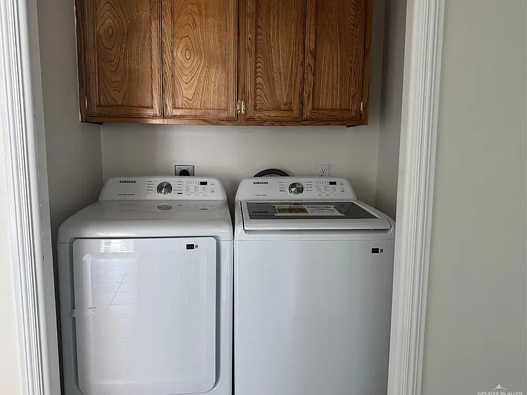 512 E Upas Ave #1 — Photo 3