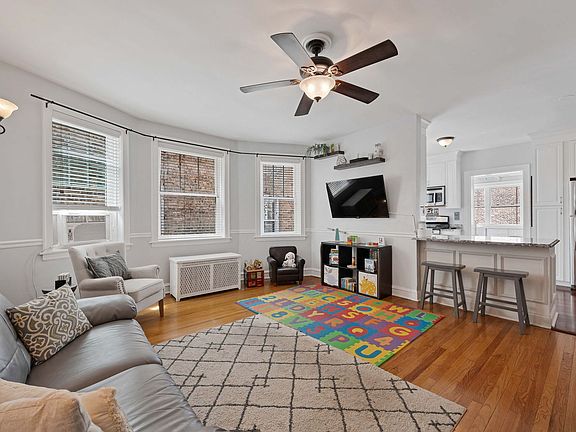 2nd image of 6650 N Glenwood Ave #2S