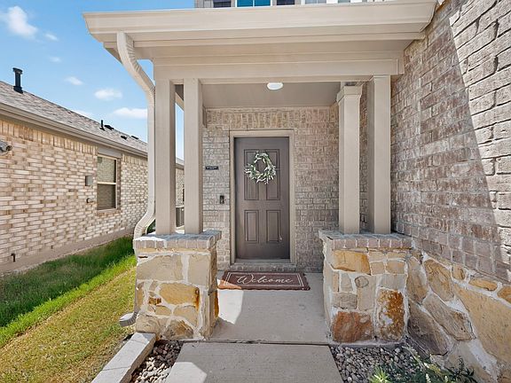3rd image of 14012 Haggerston Dr