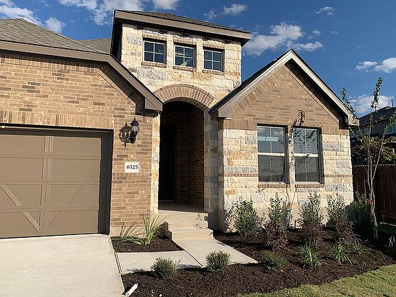 2nd image of 6525 Verona Pl