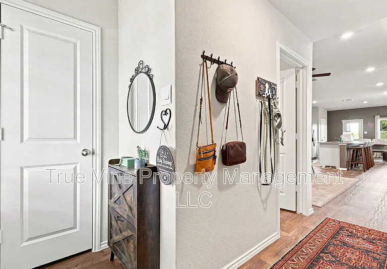 3107 Lindenwood Way — Photo 5