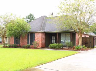 18014 Wilkes Dr, Prairieville, LA 70769