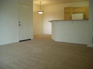 53 Willow Springs Ct APT 103, Goleta, CA 93117