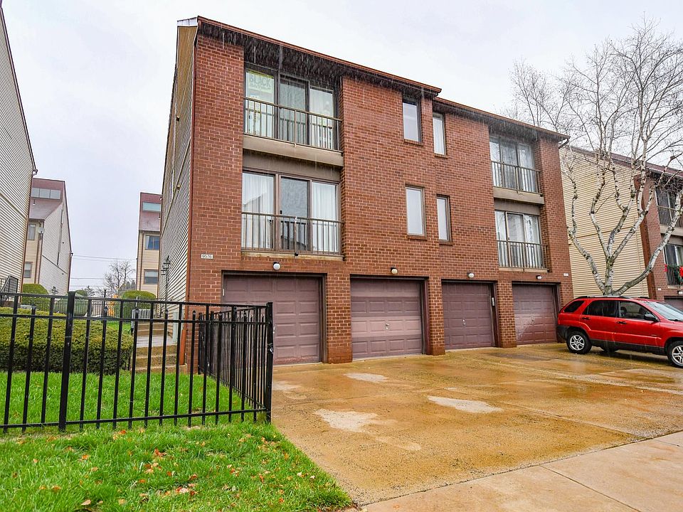 1st image of 9576 James St #A