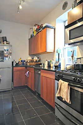 Rented by REAL New York | media 18