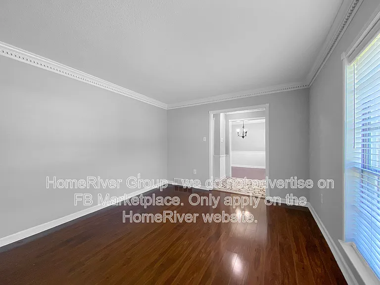 3106 Yates St — Photo 10