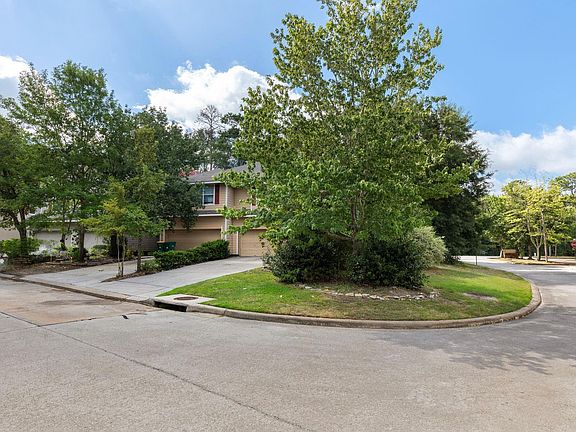 3rd image of 229 E Summer Haze Cir