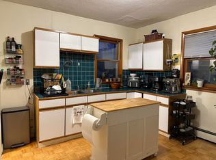 167 Charles St #2, Cambridge, MA 02141