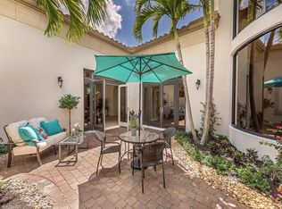 18131 Lagos Way, Naples, FL 34110