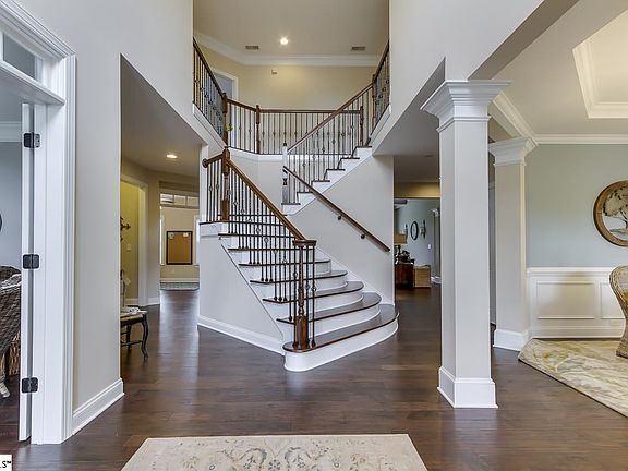 5th image of 117 Chicora Wood Ln