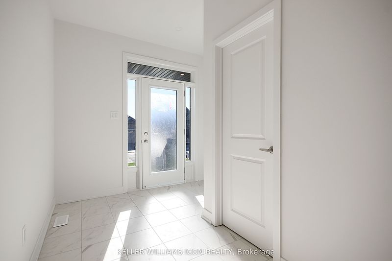 Ottawa House for rent - 4 Bedrooms — photo 3
