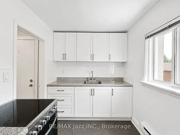 209 Stacey Ave #1 — Photo 11