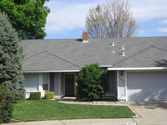 Baywood Court 