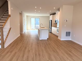 3626 Agate Ln, Woodbridge, VA 22193