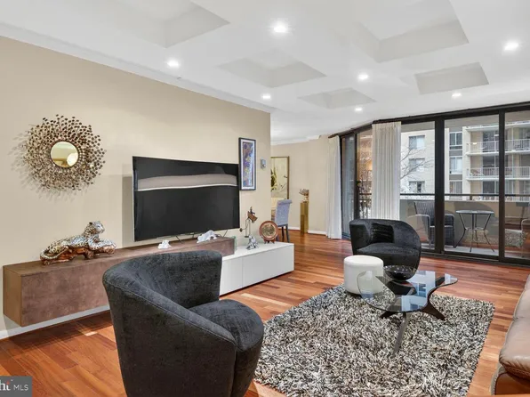 4620 N Park Ave APT 402W, Chevy Chase, MD 20815