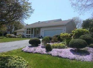 38 Trolley Ln, Westerly, RI 02891
