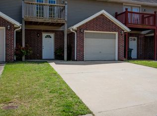 2353 W Skyler Dr, Fayetteville, AR 72703