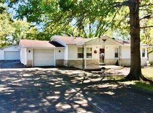9322 Lone Oak Dr, Pevely, MO