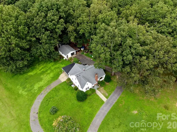 3732 Hickory Hwy, Statesville, NC 28677