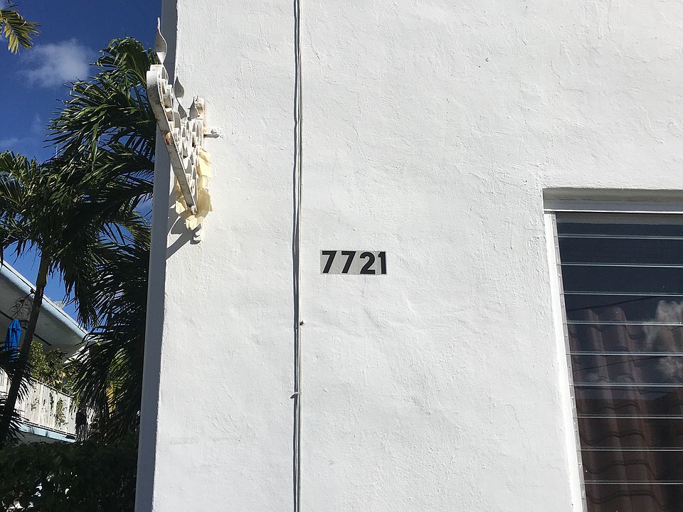 1st image of 7721 Dickens Ave APT 5