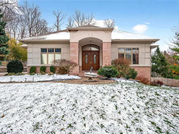 453 Timberlea Trl, Dayton, OH 45429