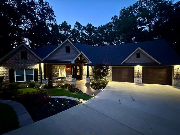 5th image of 532 Cambridge Cir