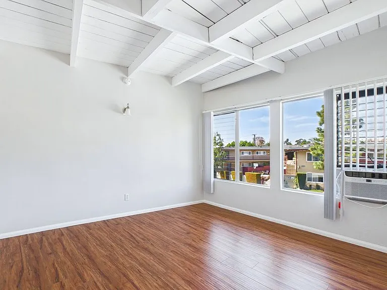 Parkvue Apartments — Photo 18