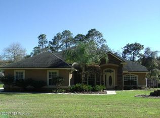 1327 Riviera Dr, Green Cove Springs, FL 32043