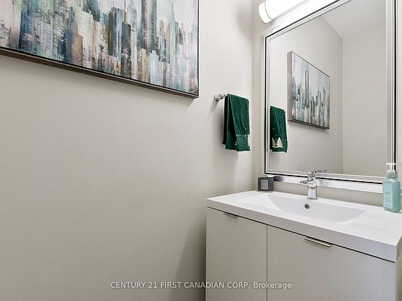 3rd image of 177 Edgevalley Rd #66