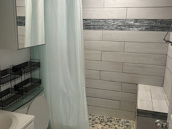 2nd image of 3510 Woodland St APT 1