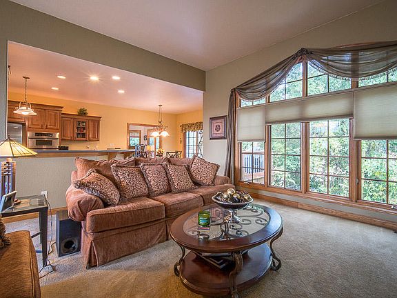 5th image of 8222 W Woodfield Dr