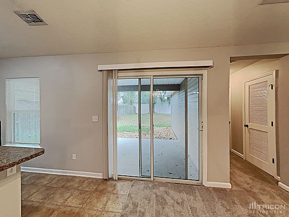 5th image of 12142 Alexandra Dr